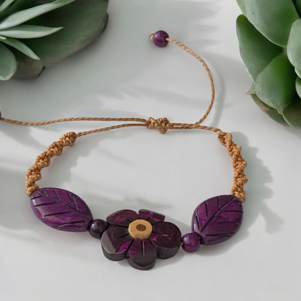 Purple Floral Wood and Macramé Beaded Bracelet